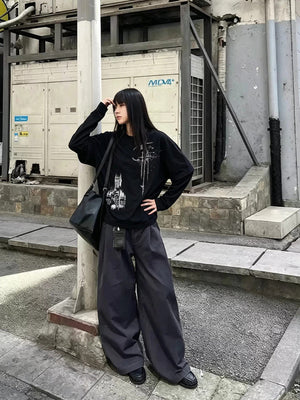 Gothic layered long sleeve shirt – street photo | XoKool
