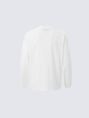 Longsleeve mit gotischen Buchstaben – Weiß, Rückseite Flat Lay | XoKool