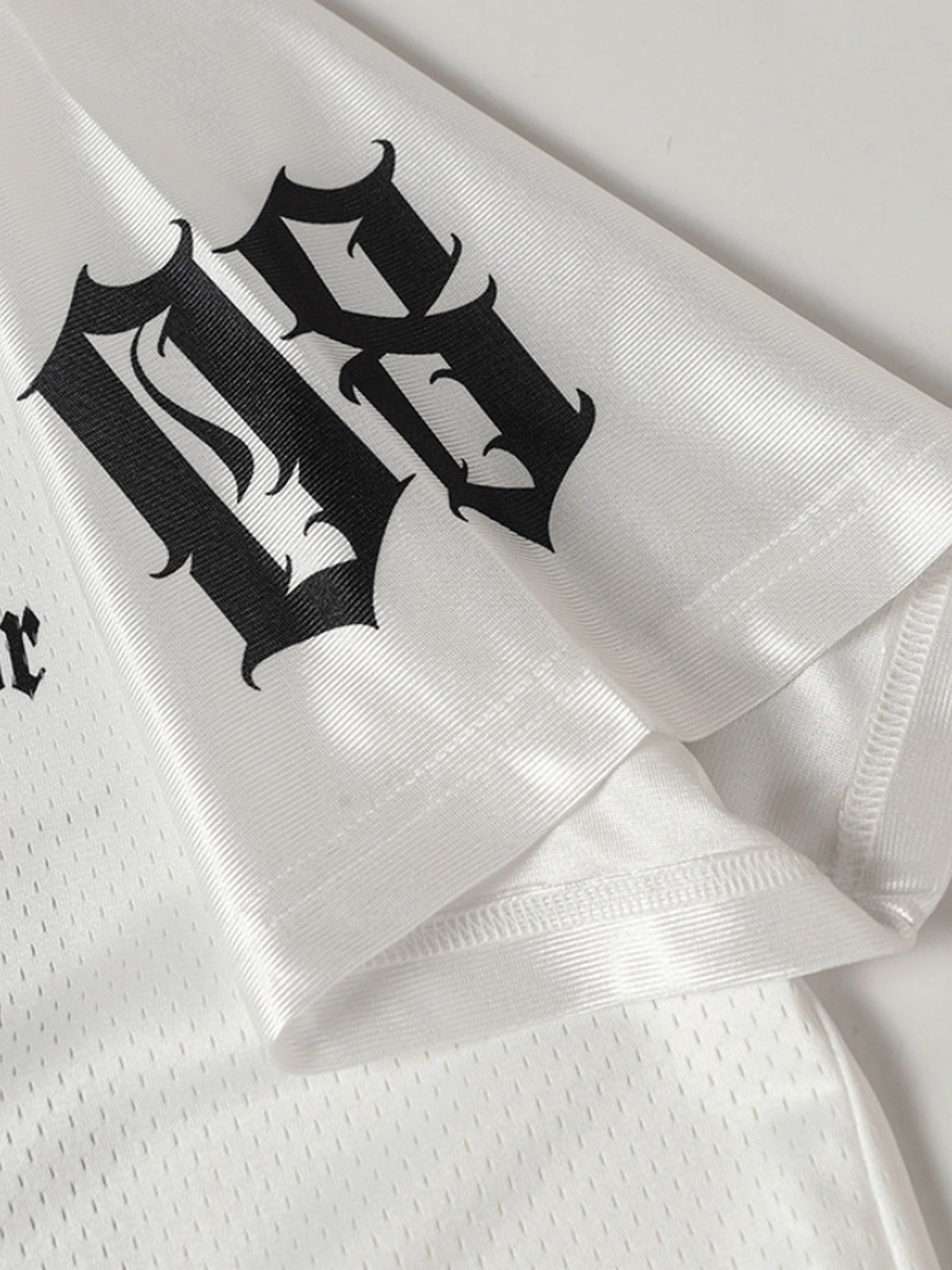Mesh football jersey – sleeve number close-up | XoKool