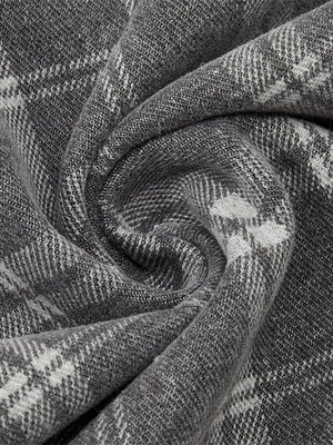 Karierte Jeans – Nahaufnahme Stoff mit Wirbelmuster | XoKool