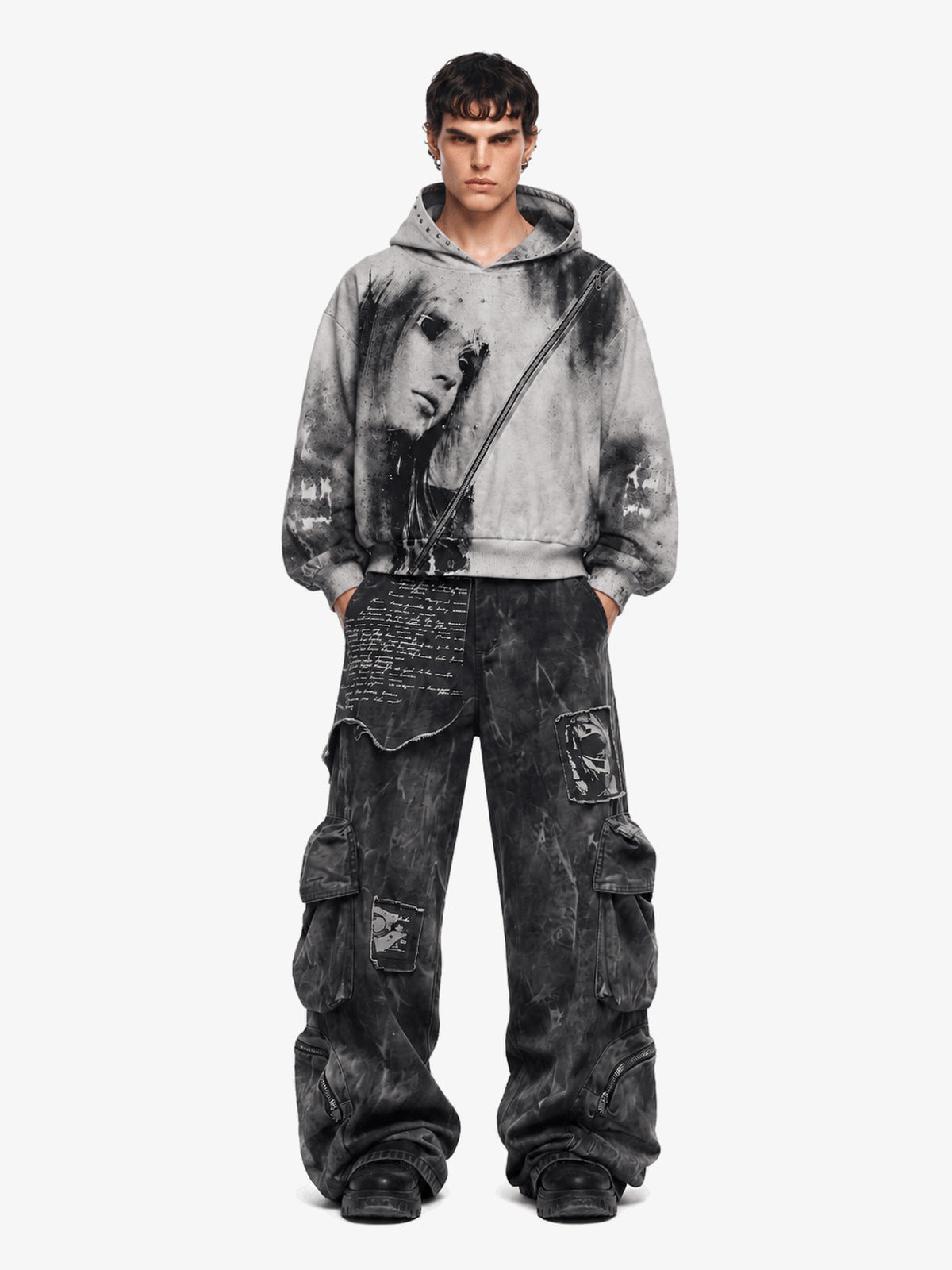 Grunge Washed Cargohose mit elastischem Bund – Anthrazit, am Model, Vorderansicht | XoKool