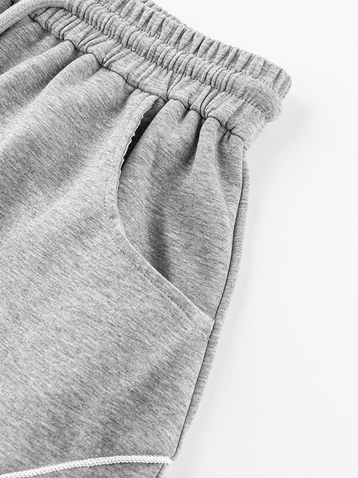 Piping sweatpants – pocket close-up | XoKool