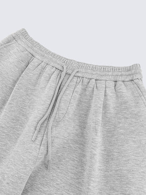 Stacked Jogginghose – Nahaufnahme des Bund-Kordelzugs | XoKool