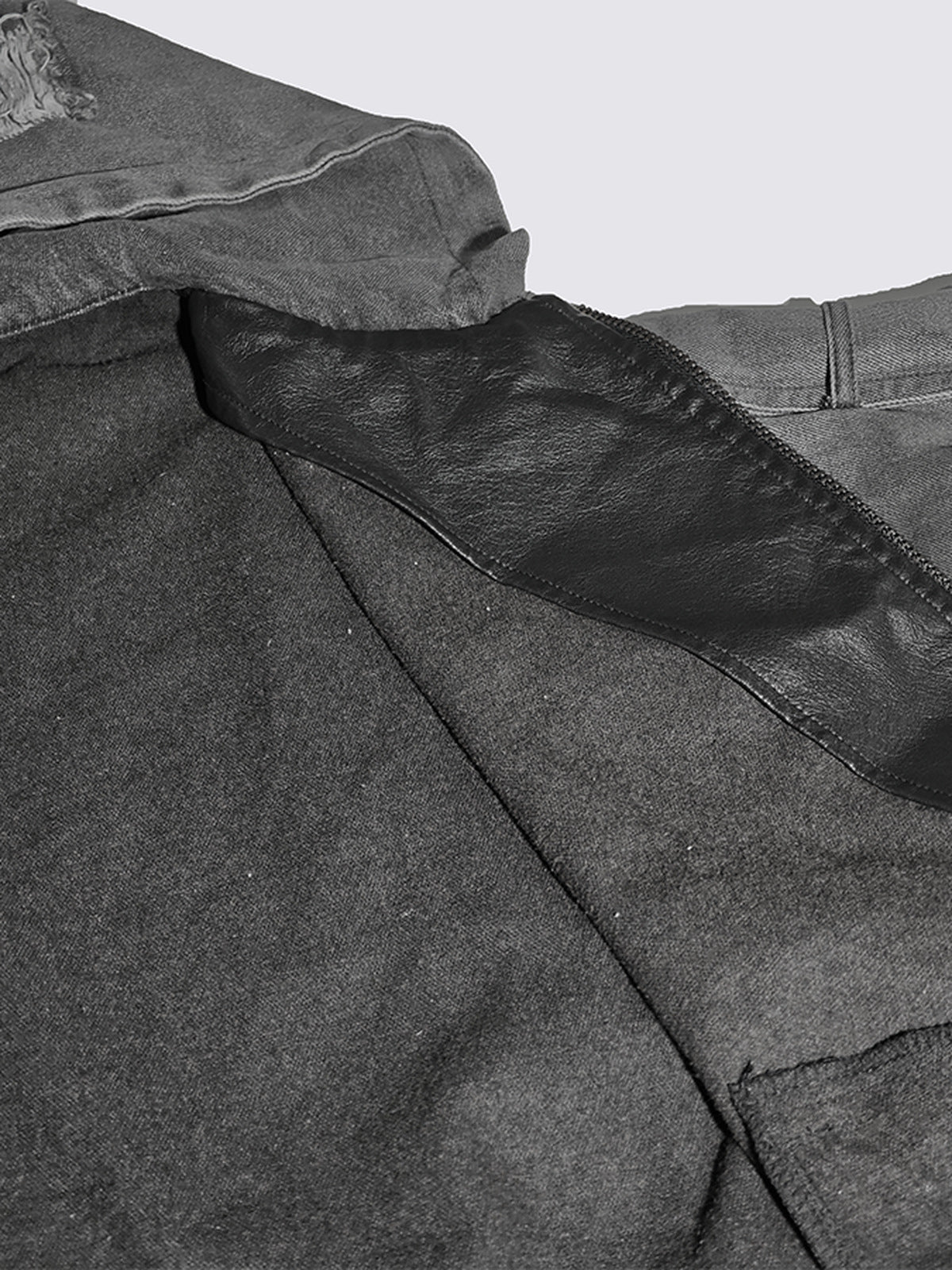 Kapuzenjacke aus Kunstleder – Nahaufnahme der Kapuze von innen | XoKool