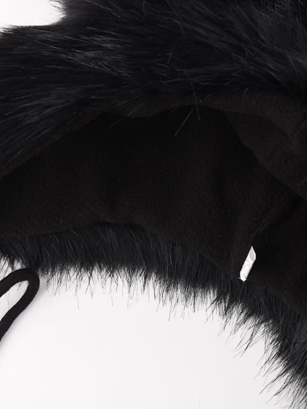 Gorro trapper con cuernos – detalle del forro interior y el cordón | XoKool
