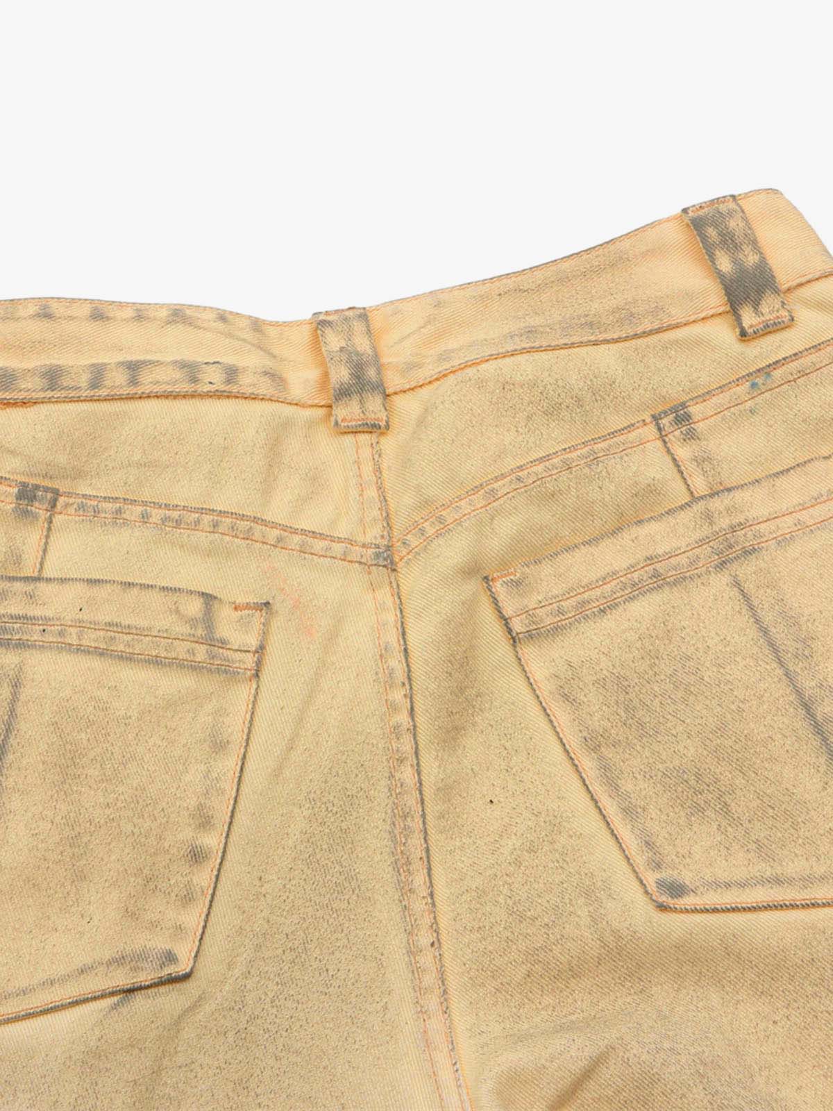 Yellow barrel jeans – back pocket close-up | XoKool