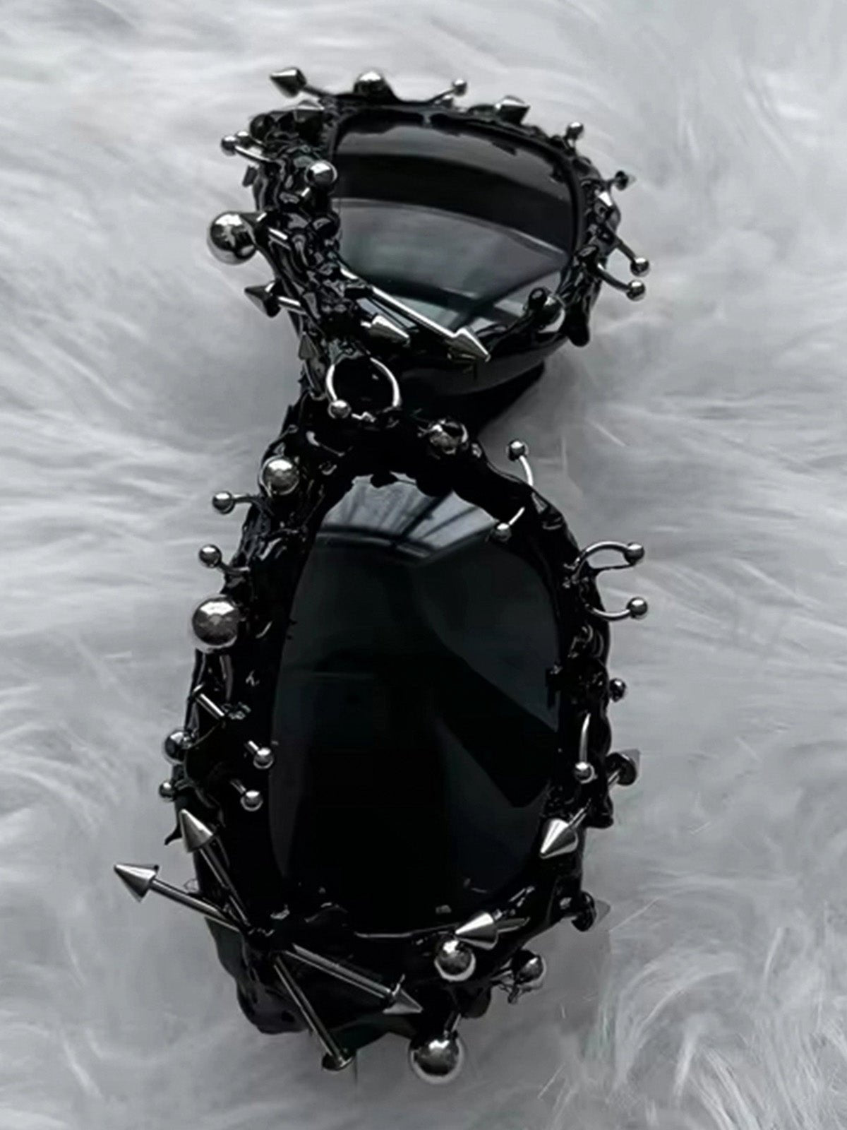 Rivet Punk Style Sunglasses - image 7