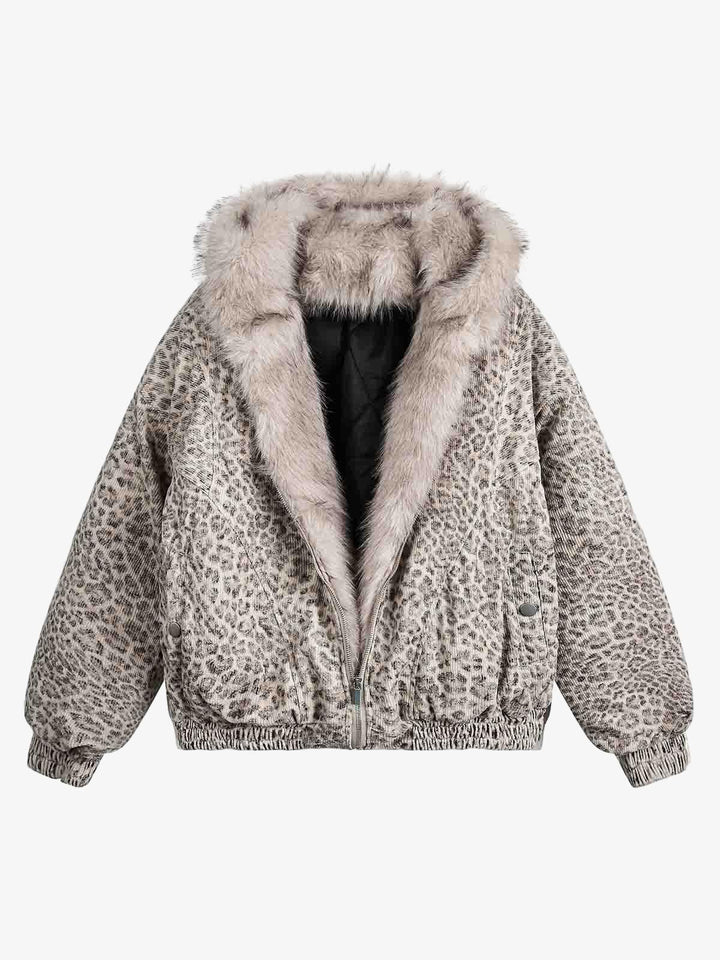 Bomber leopardato con cappuccio in pelliccia sintetica