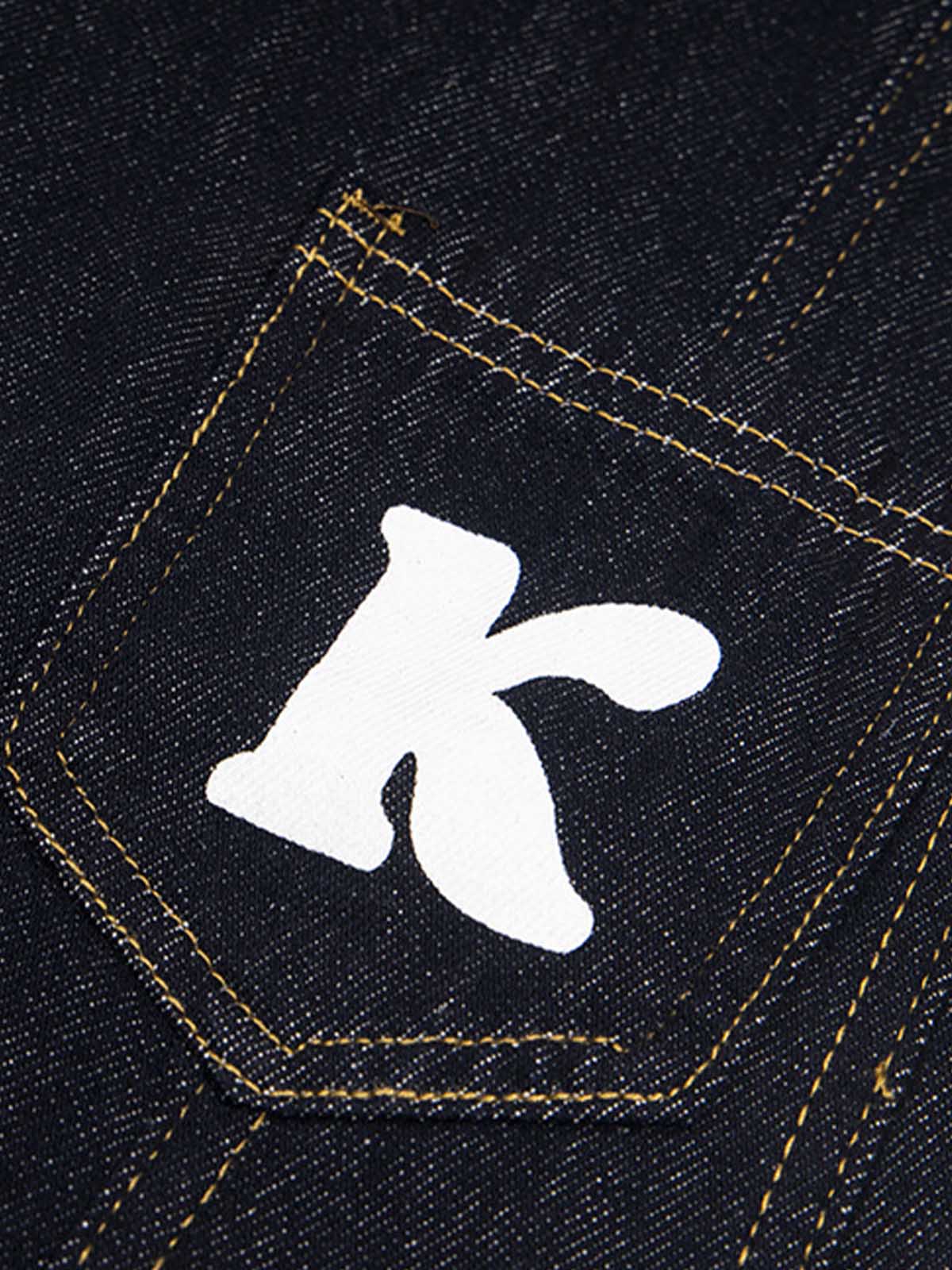 Letter Patch Pocket Barrel Jeans with Charm – letter patch pocket close-up | XoKool