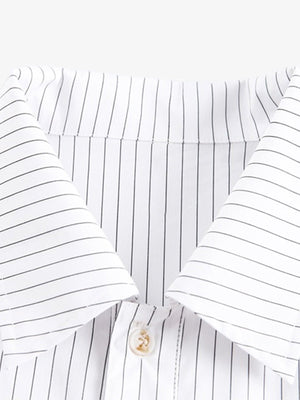 Camisa patchwork blanca de rayas con encaje teñido – detalle del cuello | XoKool