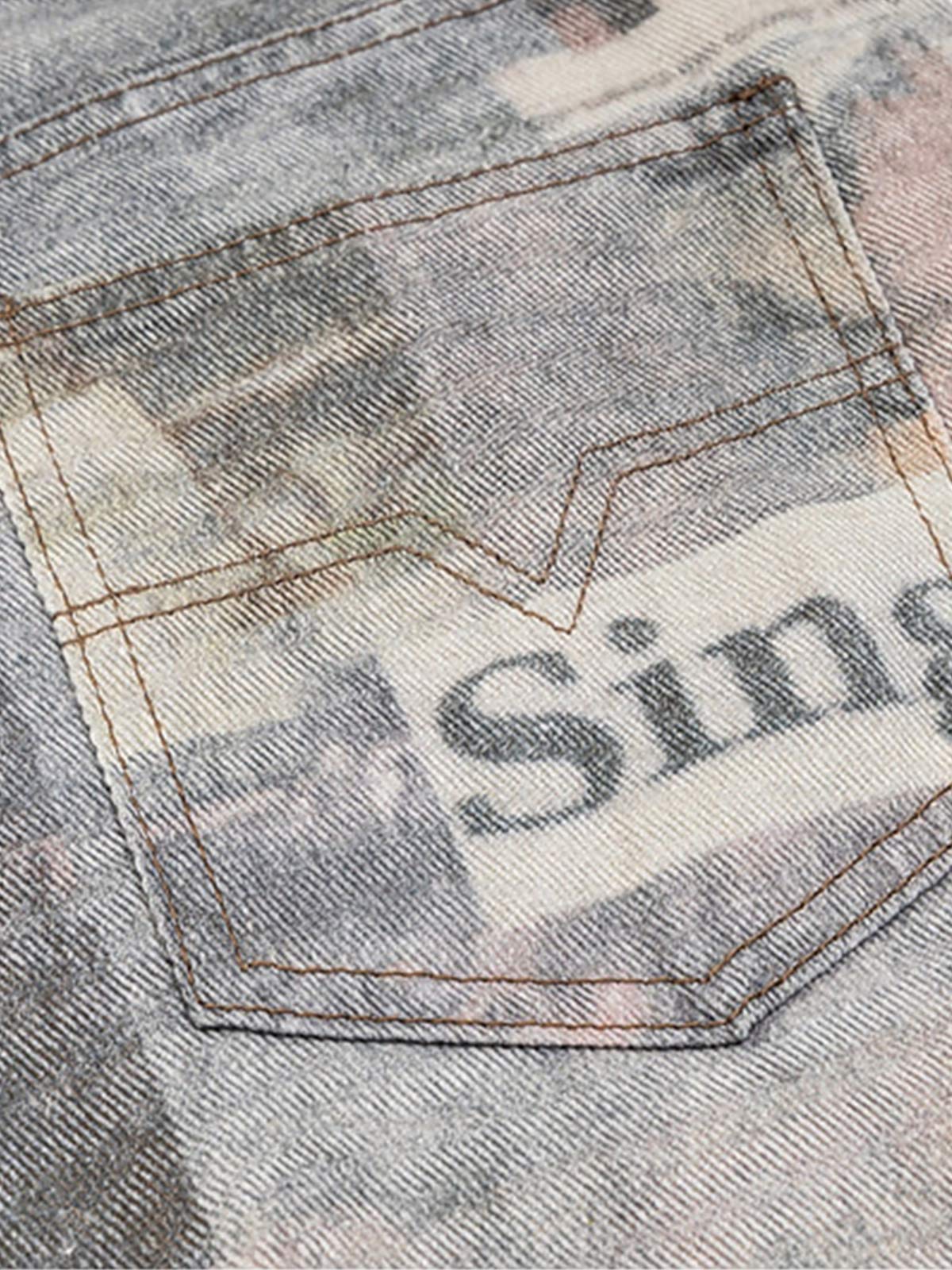 Jeans mit Zeitungsprint – Print auf der Gesäßtasche im Detail | XoKool