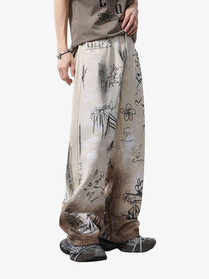 Creme Graffiti Baggy Jeans mit Dirty-Wash-Saum – am Model, Vorderansicht | XoKool