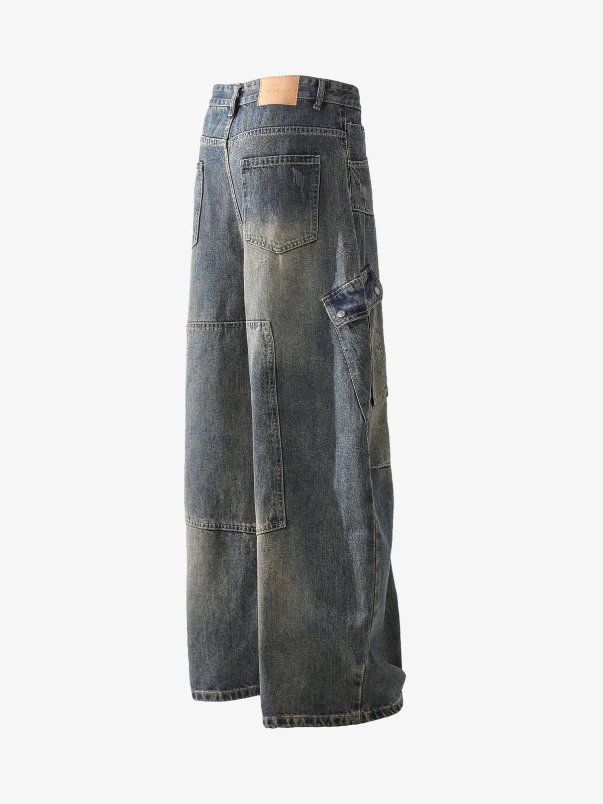 Barrel Cargo Jeans in dunkler Vintage-Waschung – 3/4-Rückansicht flach | XoKool