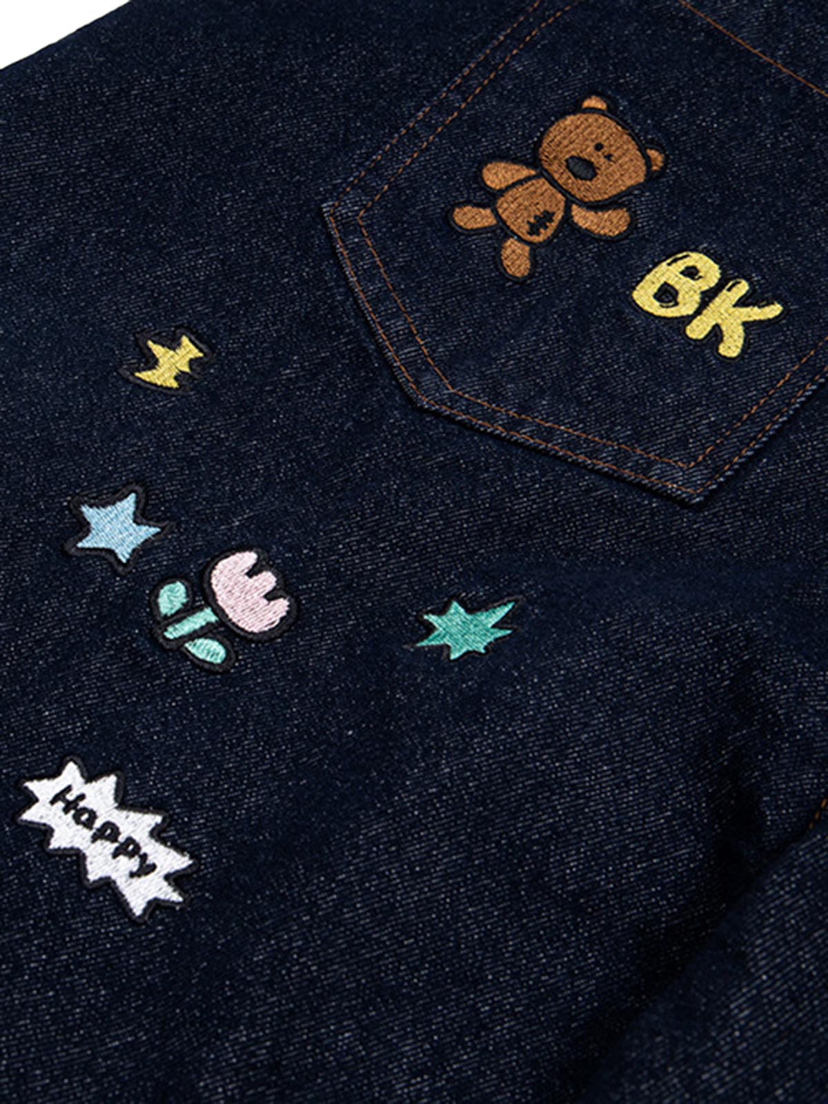 Embroidered barrel jeans – embroidery close-up | XoKool