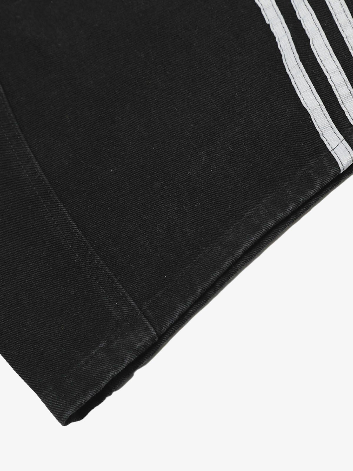 Contrast Side Stripe Denim Barrel Jeans - image 13