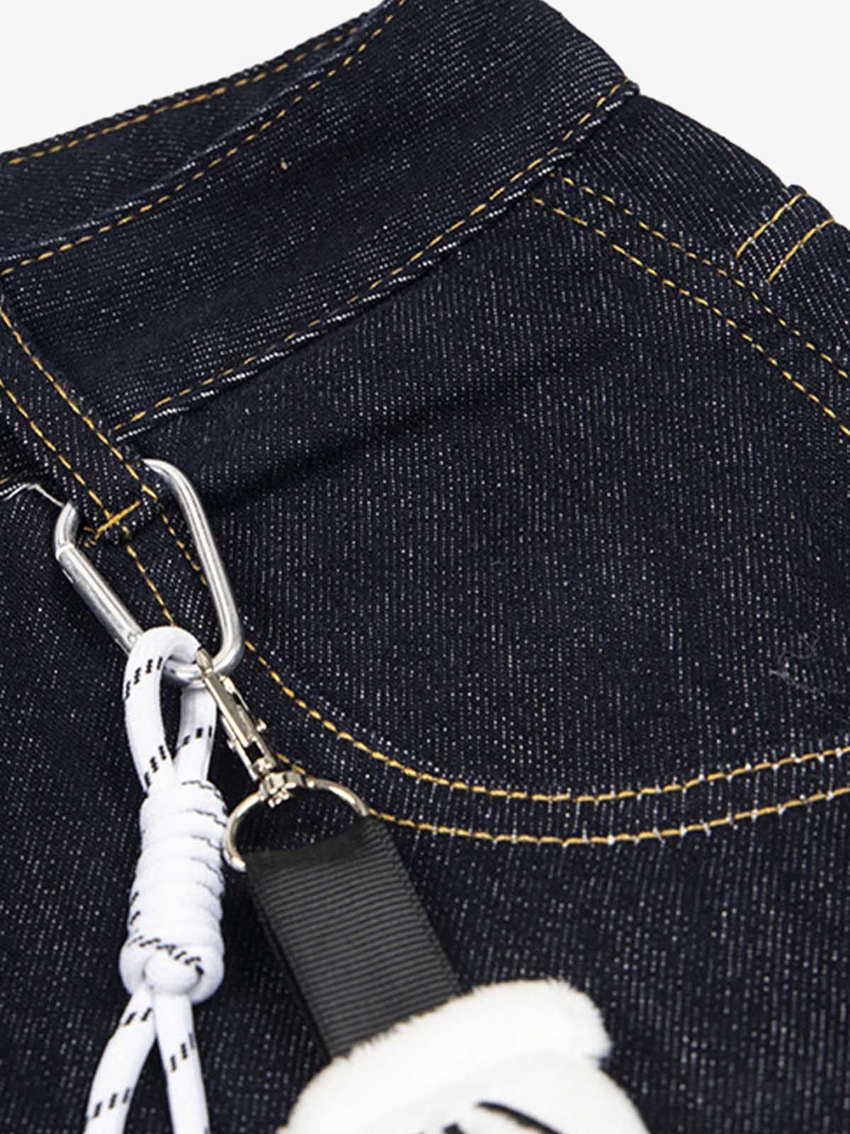 Letter pocket barrel jeans – waistband and charm clip close-up | XoKool