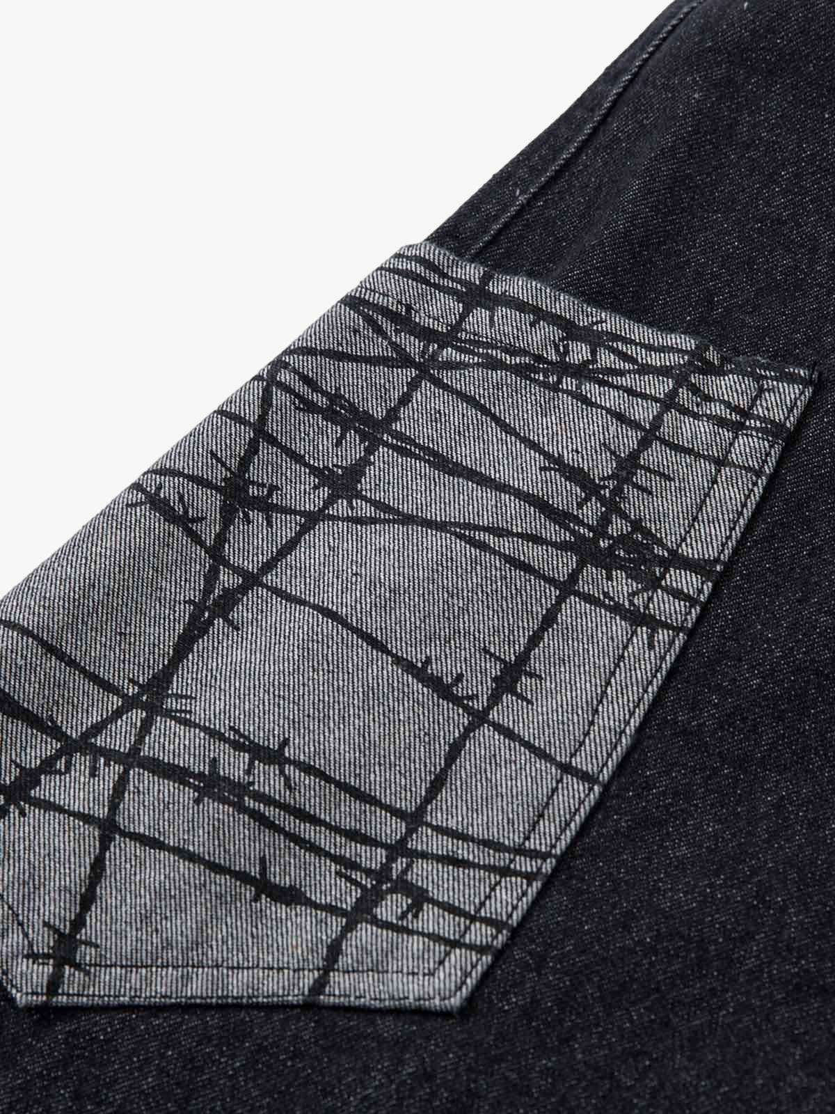Black wide leg jeans – side pocket close-up | XoKool