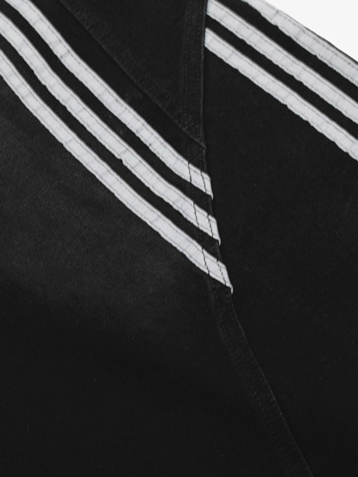 Contrast Side Stripe Denim Barrel Jeans - image 14