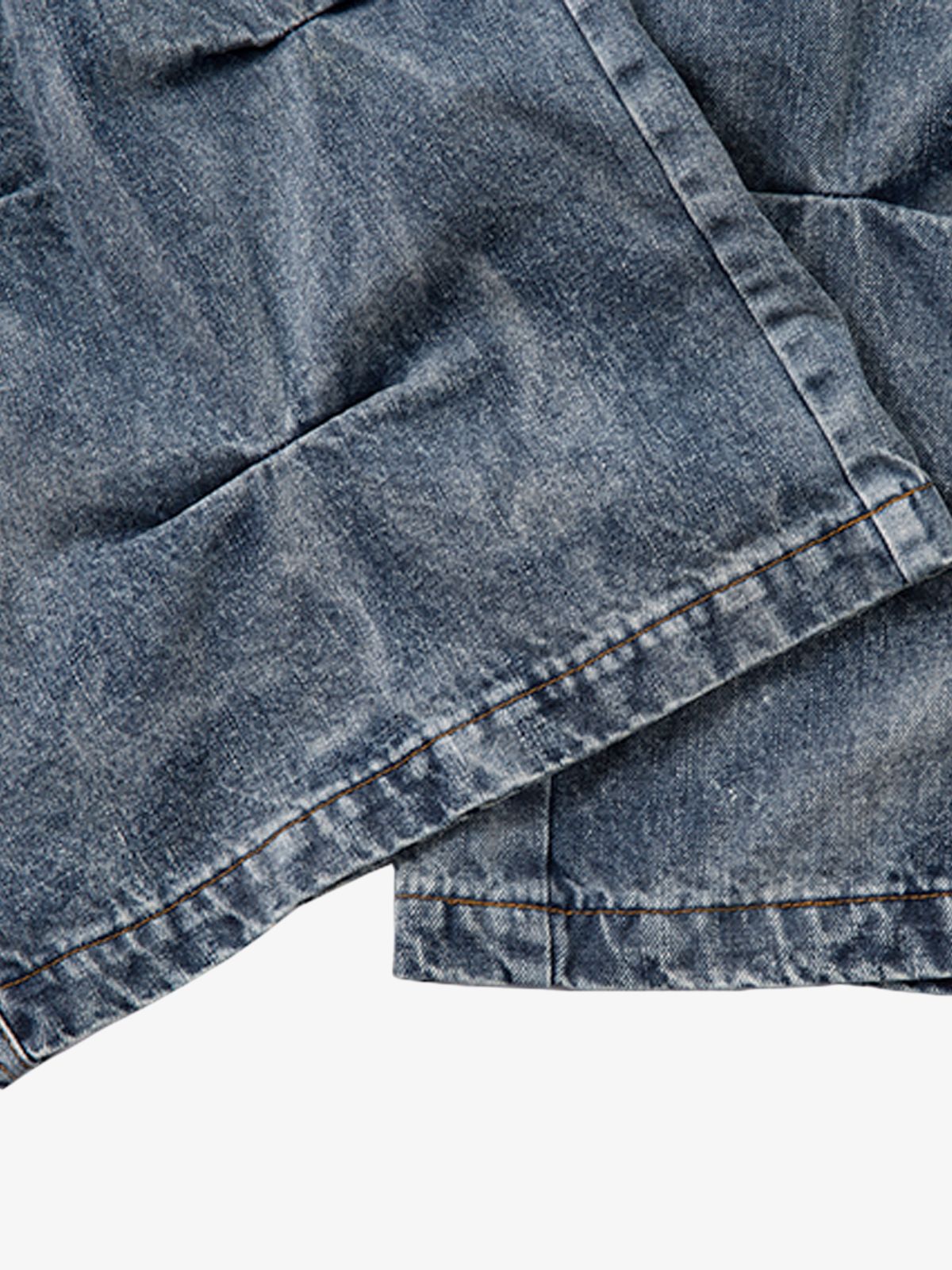 Pleated stacked jeans – hem close-up | XoKool
