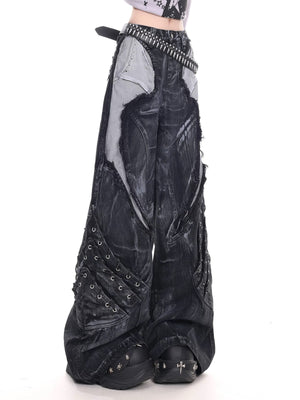 Wide Leg Jeans mit Schnürung und Kontrast-Panels – am Model, seitliche Vorderansicht | XoKool