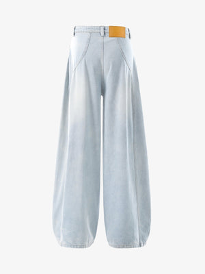 Pleated barrel jeans – back flat | XoKool