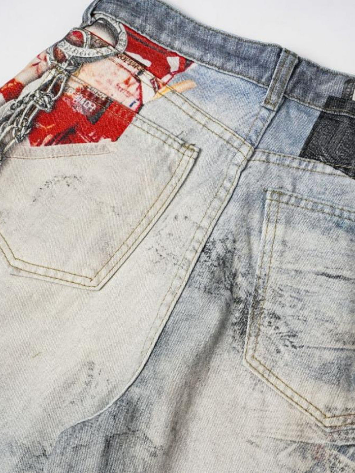 Printed baggy jeans – back pocket with red patch and chain | XoKool
