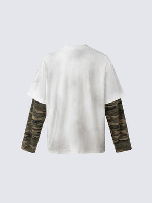 Offwhite Layered T-Shirt mit Distressed Camo-Ärmeln – Rückansicht | XoKool