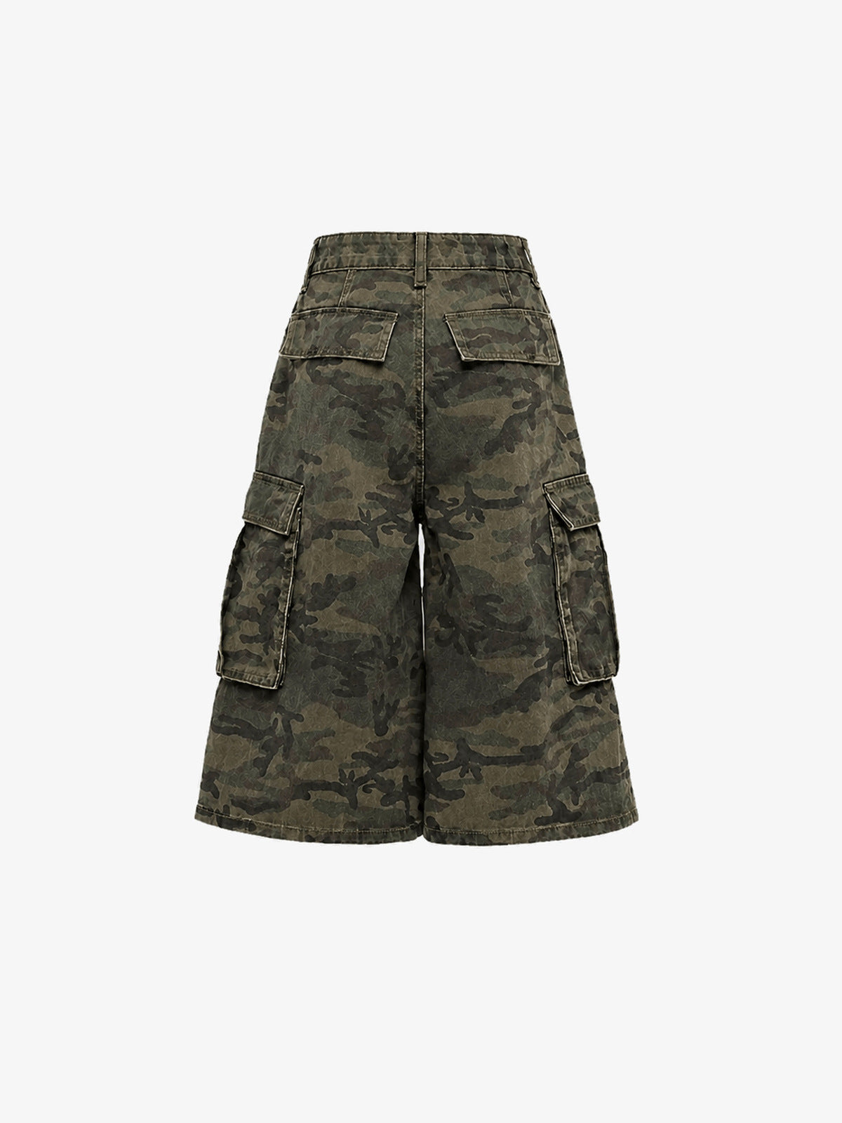 Olivgrüne Camo Cargoshorts im Layered-Look – Rückseite flach | XoKool