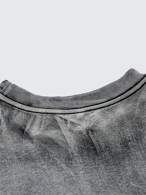 Ombré Tanktop mit Anhänger und ausgefranstem Saum – Nahaufnahme Ausschnitt | XoKool