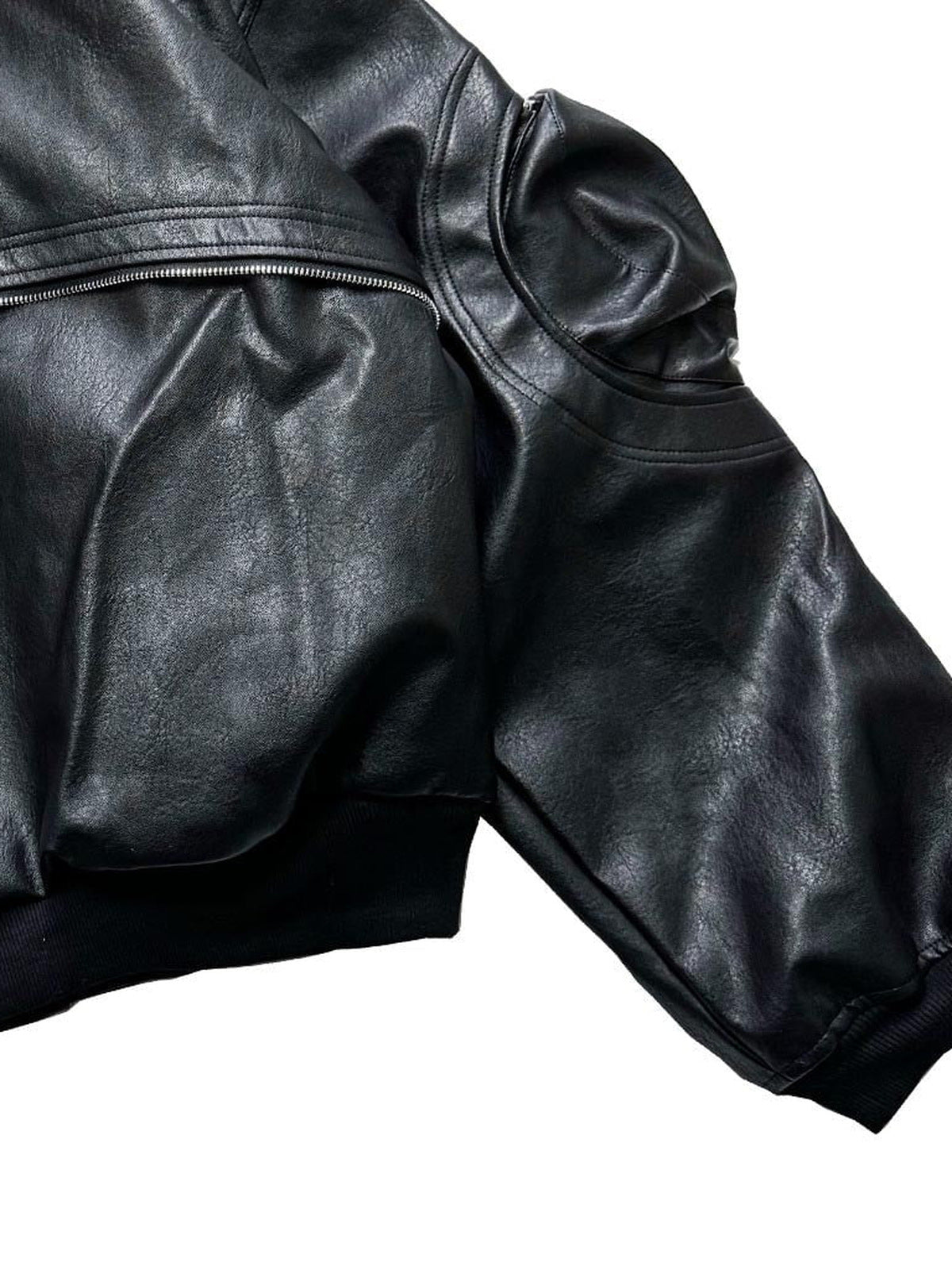 Chaqueta bomber de cuero sintético – En plano, abierta | XoKool