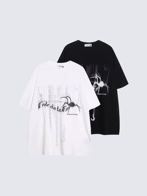 Oversized Gothic T-Shirt with Spider and Chains – Both colours flat lay | XoKool