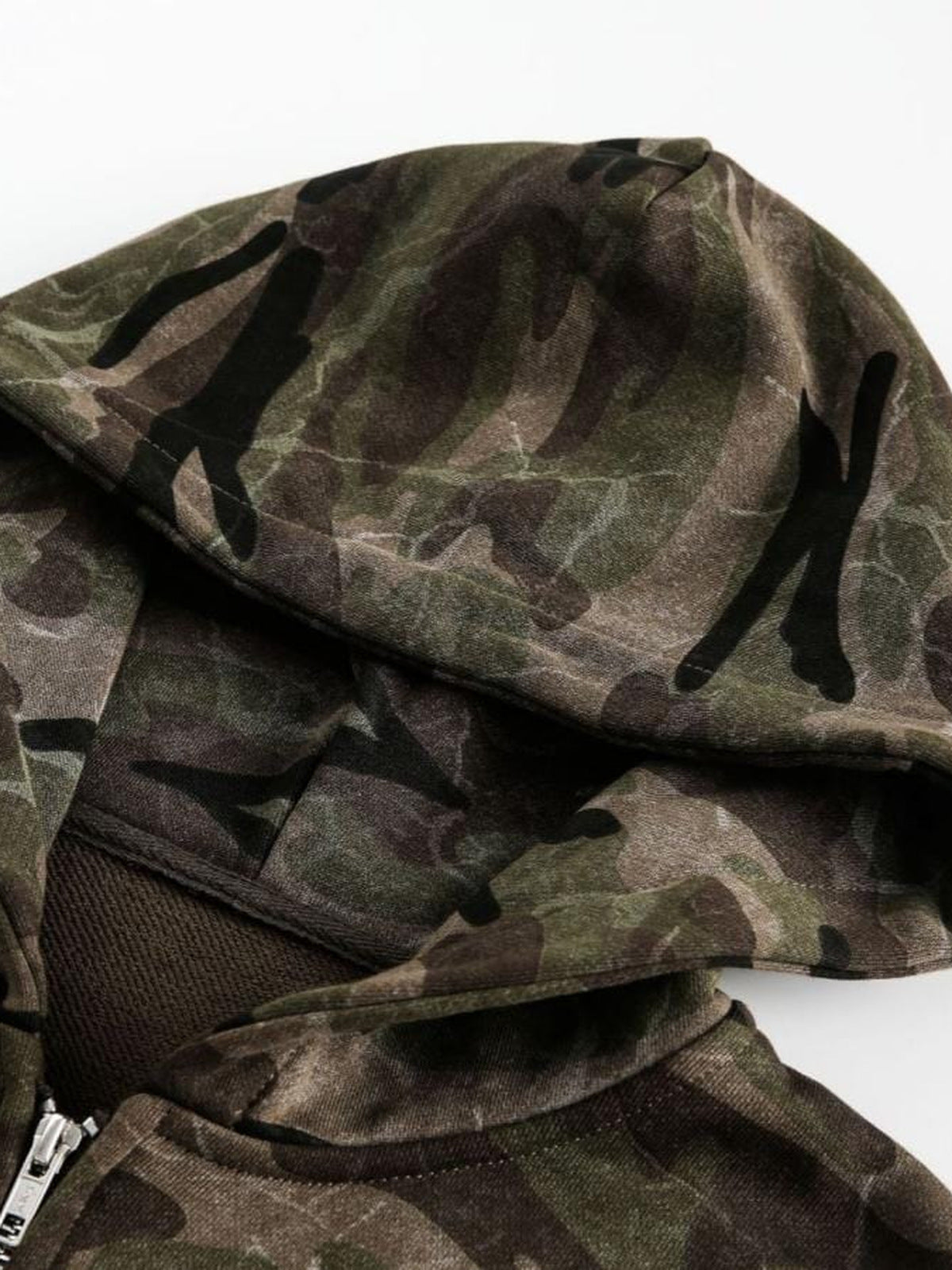 Camo Zip Hoodie – Detailansicht Kapuze | XoKool