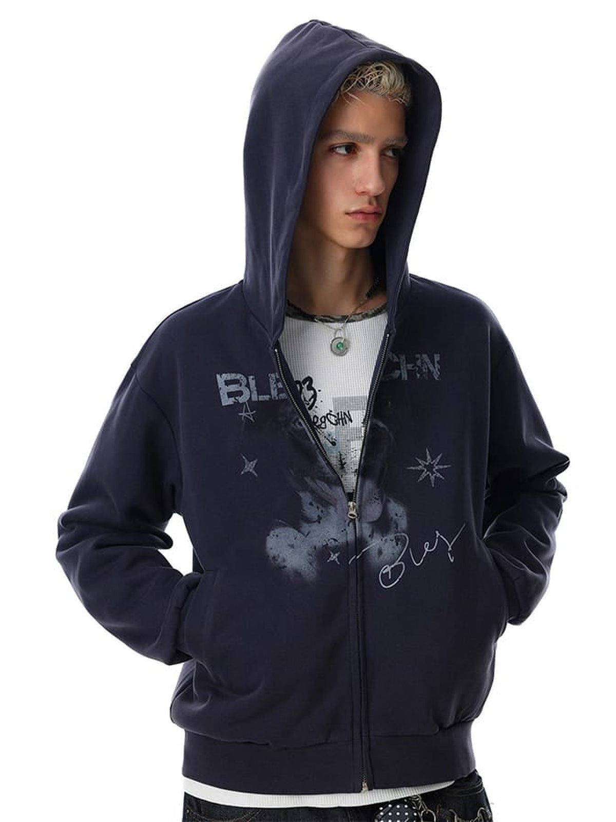 Hoodie con cierre y estampado de cachorro – en modelo, azul marino, con capucha | XoKool