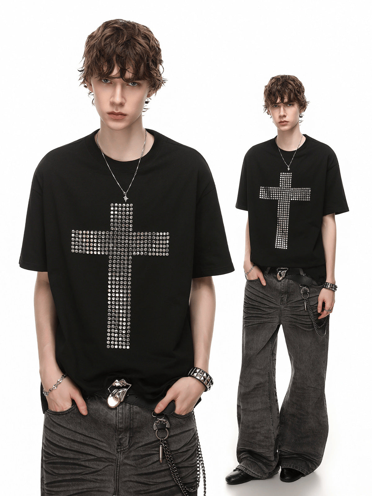 Camiseta con cruz de strass en blanco – Negro, dos modelos, frontal | XoKool
