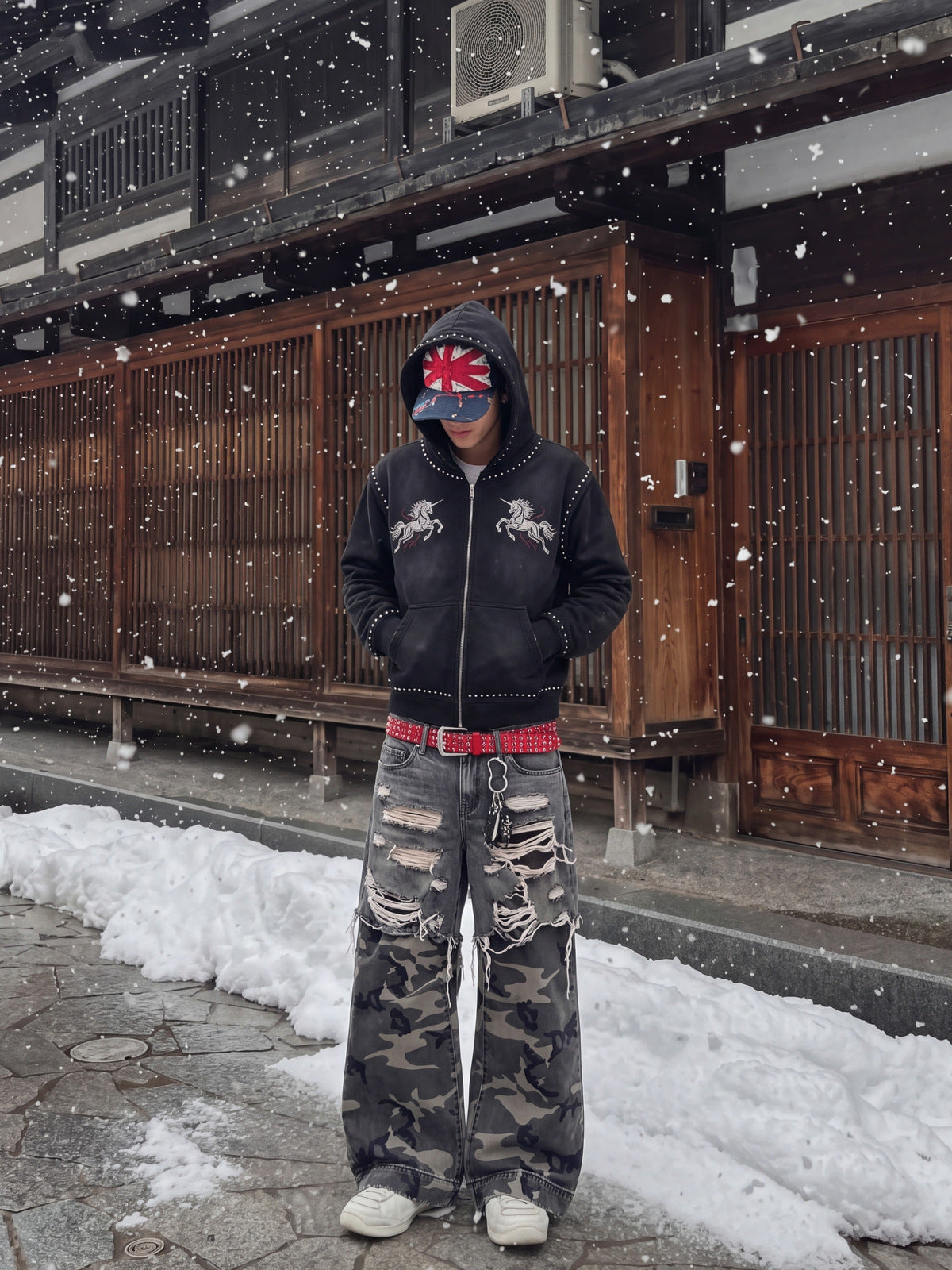 Grey Camo Jeans – street photo in snow | XoKool