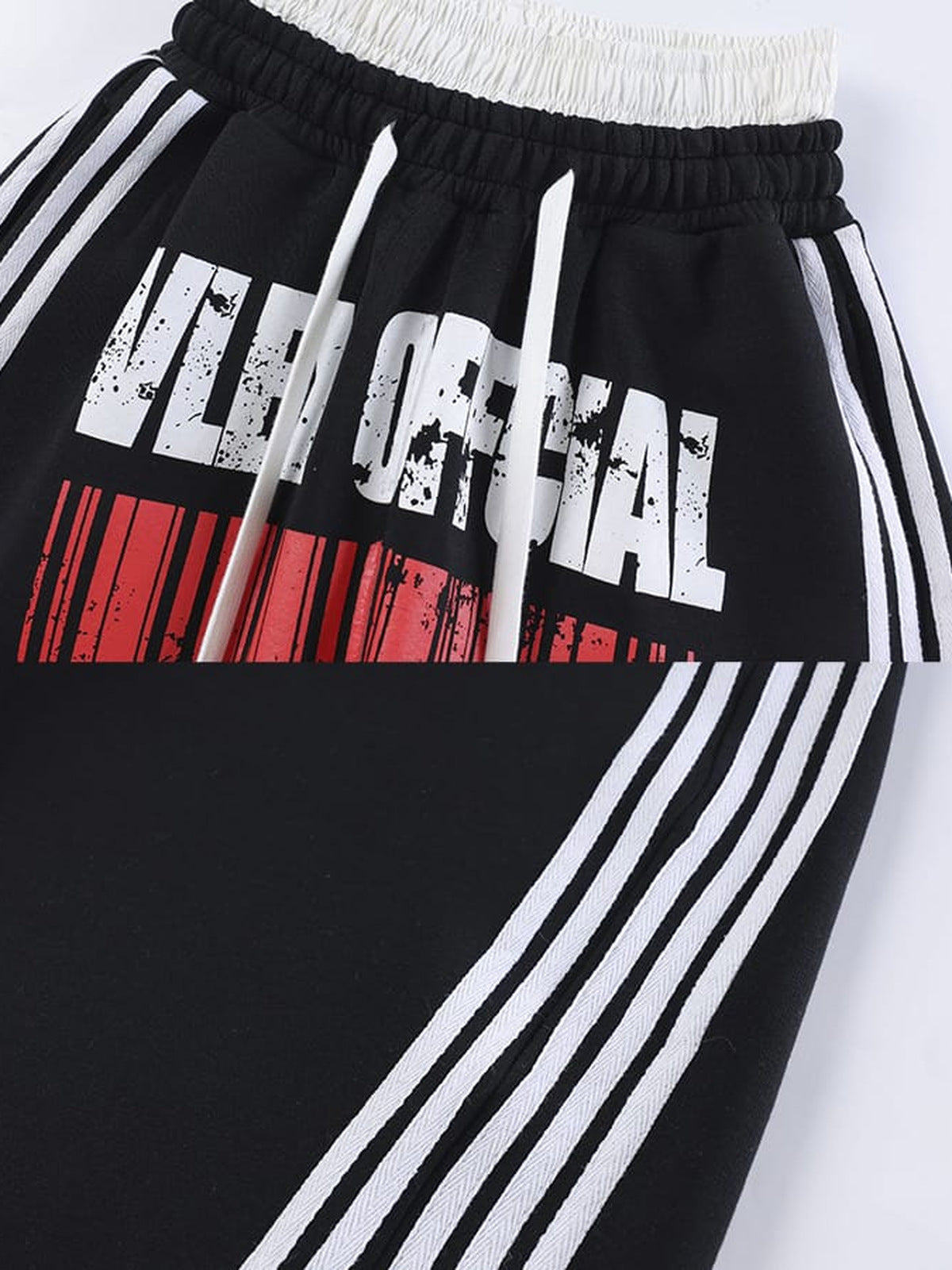 Side stripe sweatpants – Black print and stripe close-ups | XoKool