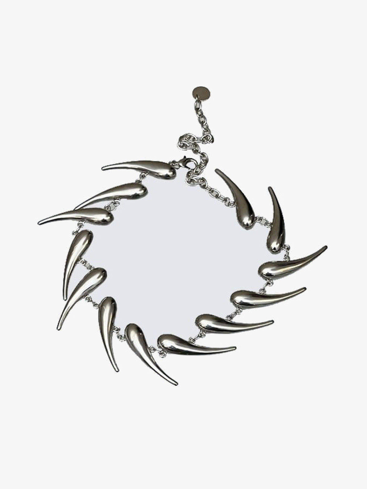 Choker-Kette mit Fang Spikes in Silberoptik – flach, Produktfoto | XoKool
