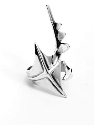 Anillo con pinchos – frente, fondo blanco | XoKool