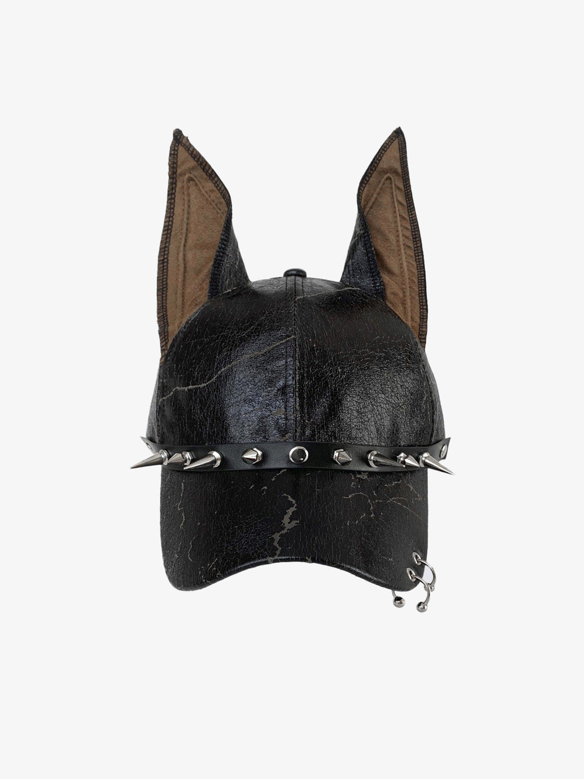 Gorra de béisbol de cuero sintético con orejas de perro y tachuelas – negro, vista frontal | XoKool
