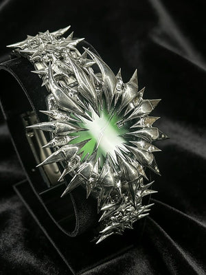 Spiked gothic watch – Green dial on stand | XoKool