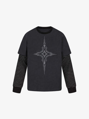 Layered T-Shirt mit gestreiften Ärmeln und Gothic-Stern-Print – Schwarz, Vorderansicht | XoKool