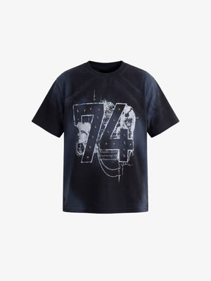 Genietetes T-Shirt mit Nummer 74 und Gradient Wash – Schwarz Blau, Vorderansicht flach | XoKool