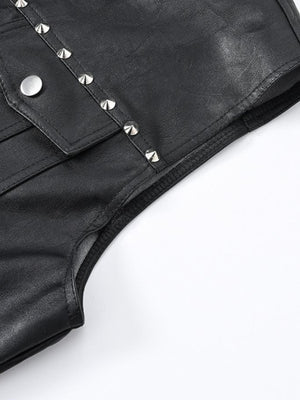 Chaleco biker con tachuelas – detalle de la sisa y las tachuelas | XoKool