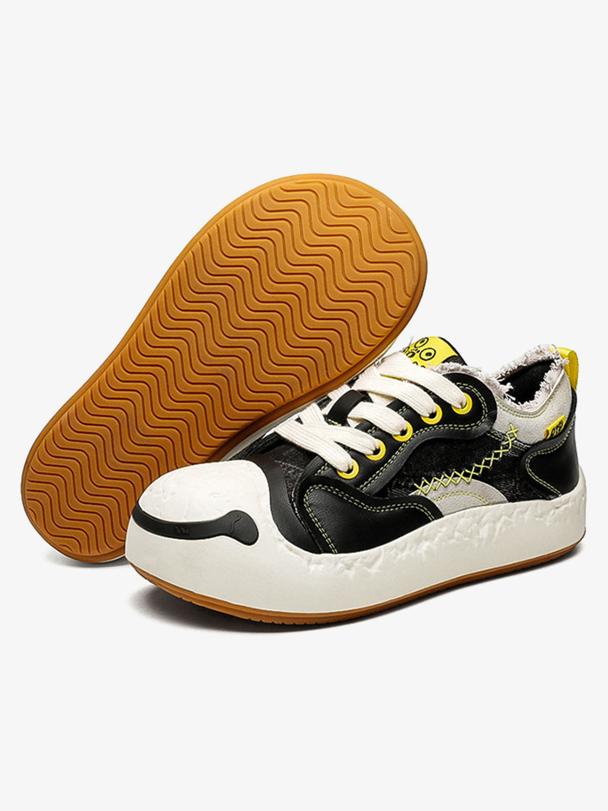 Big toe patchwork sneakers – Black with gum outsole | XoKool