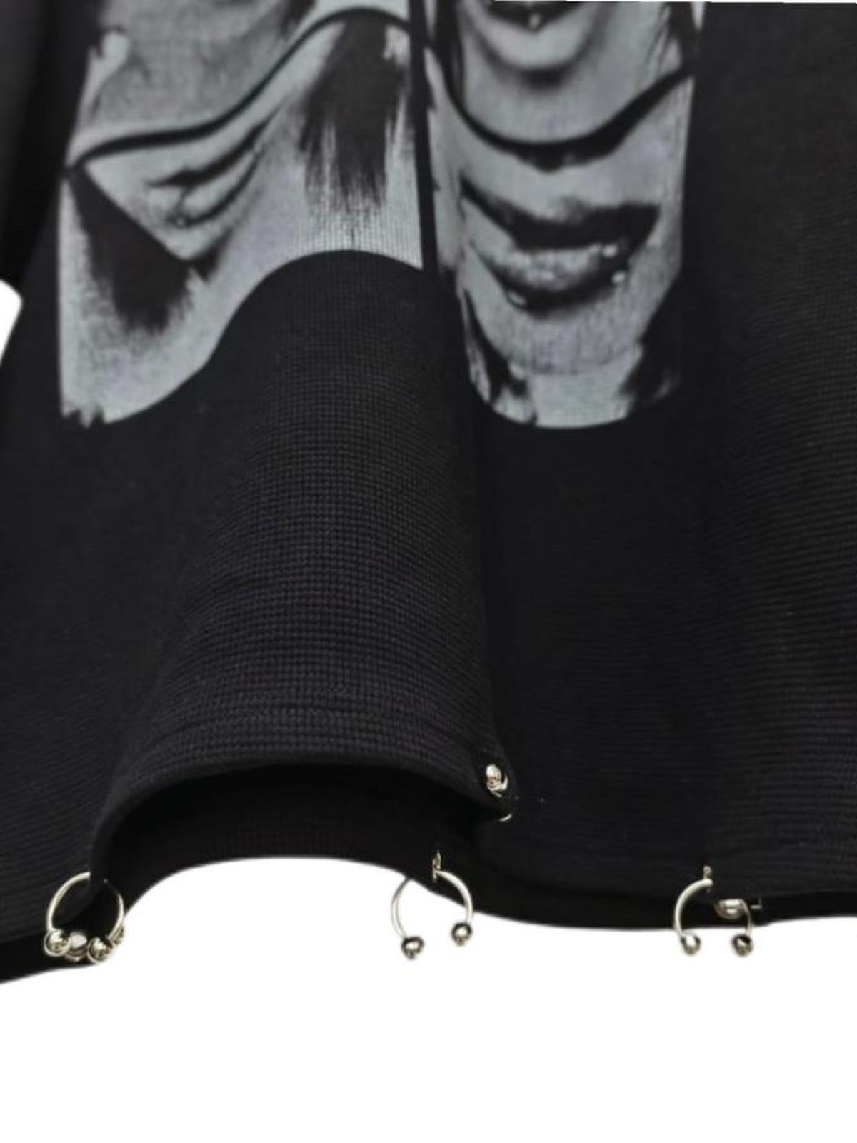 Thermal Long Sleeve Shirt – hem ring hardware close-up | XoKool