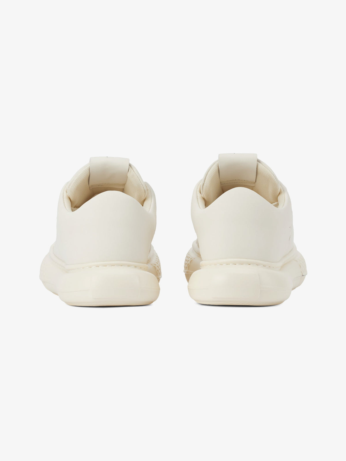 Zapatillas chunky big toe – Par crema, vista trasera | XoKool