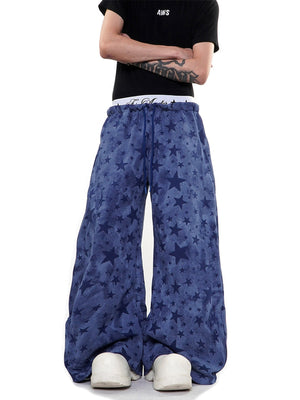 Star sweatpants – Blue, on model front | XoKool