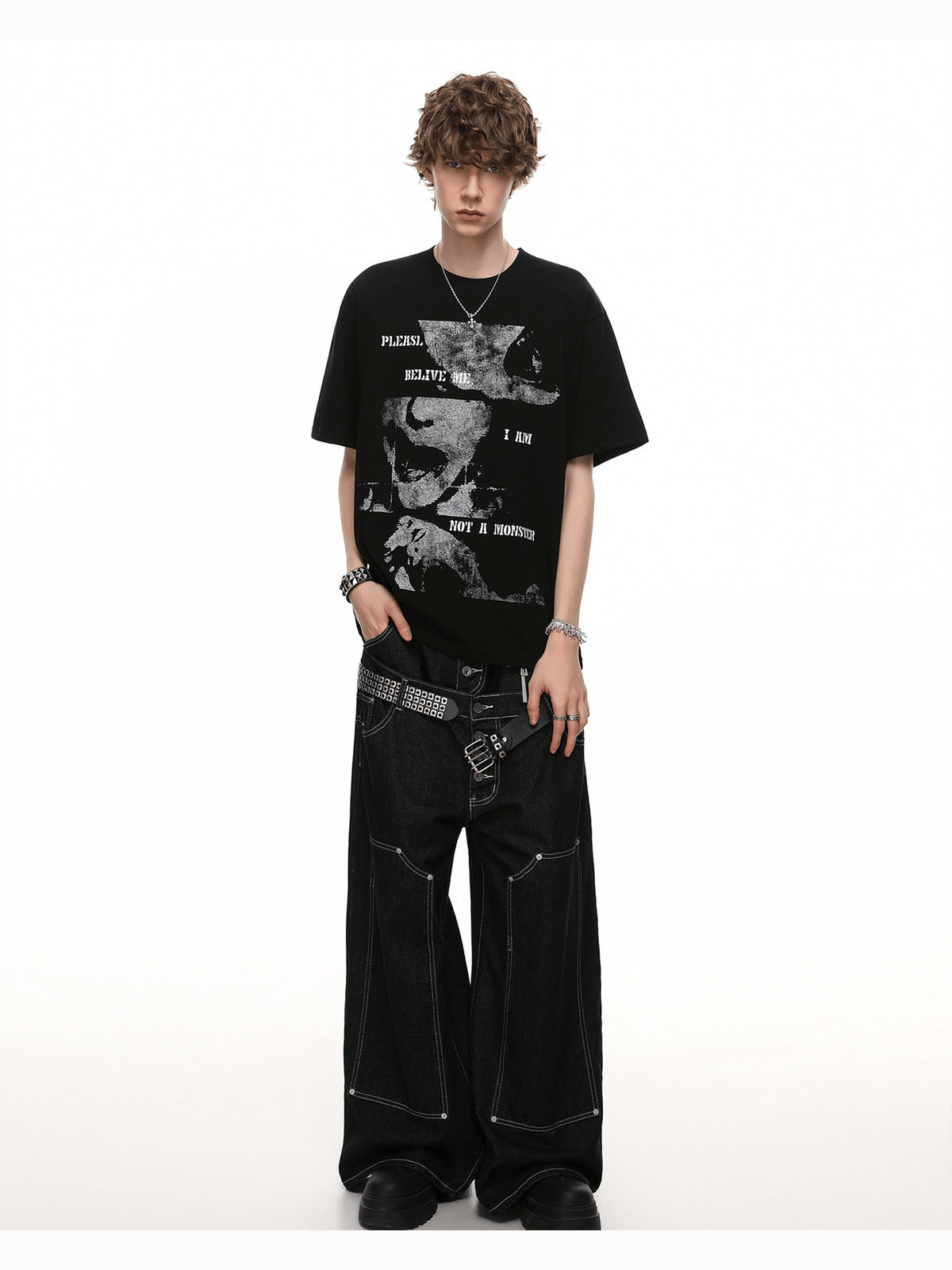 Torn face graphic tee – Black, on model full length | XoKool