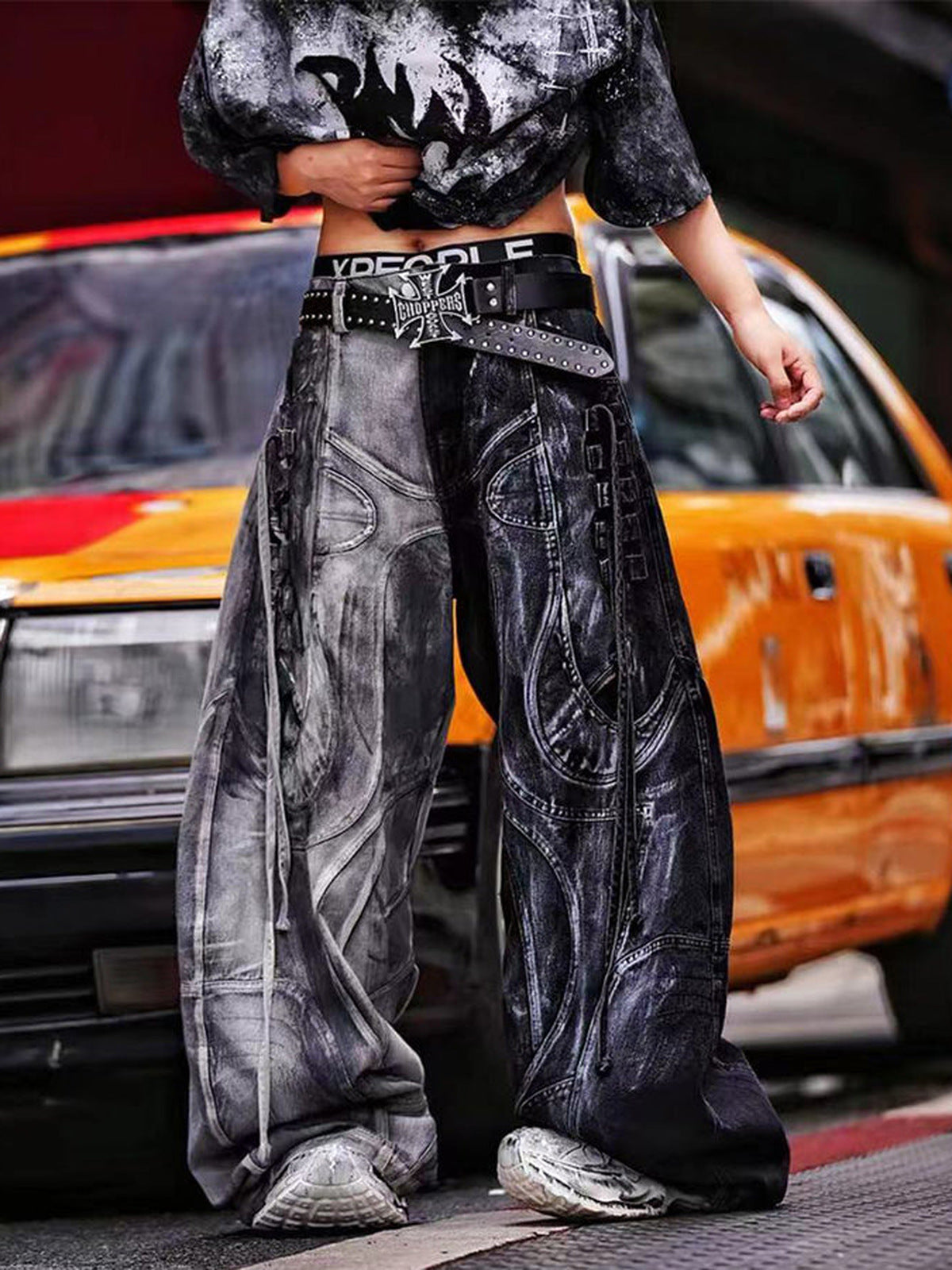Zweifarbige Wide Leg Jeans – am Model, Vorderansicht, Street | XoKool