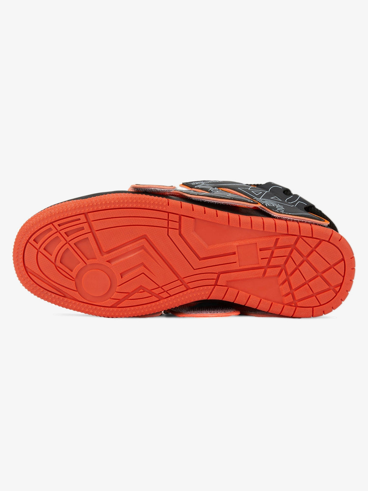Skate Sneakers mit Buchstaben – Detailansicht | XoKool